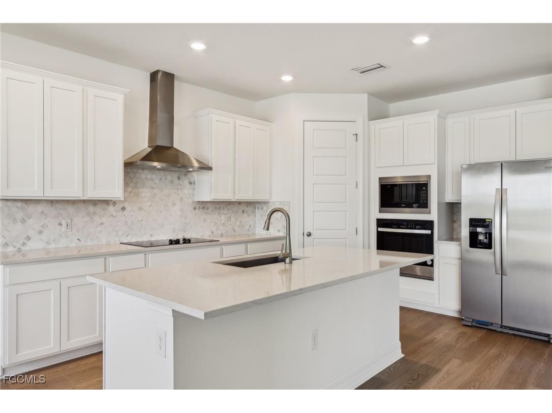 16504 Seven Lakes Avenue Punta Gorda FL 33982 2025016469 image5