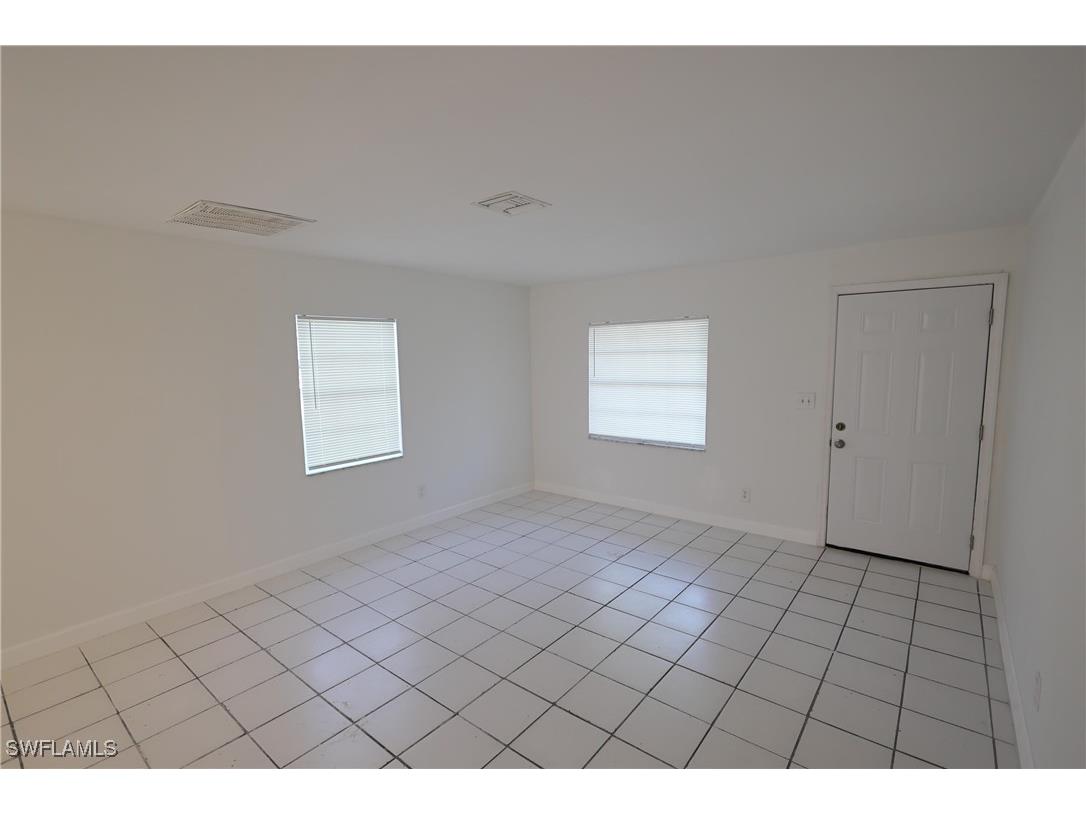 1652 Cypress Drive Fort Myers FL 33907 226000899 image12