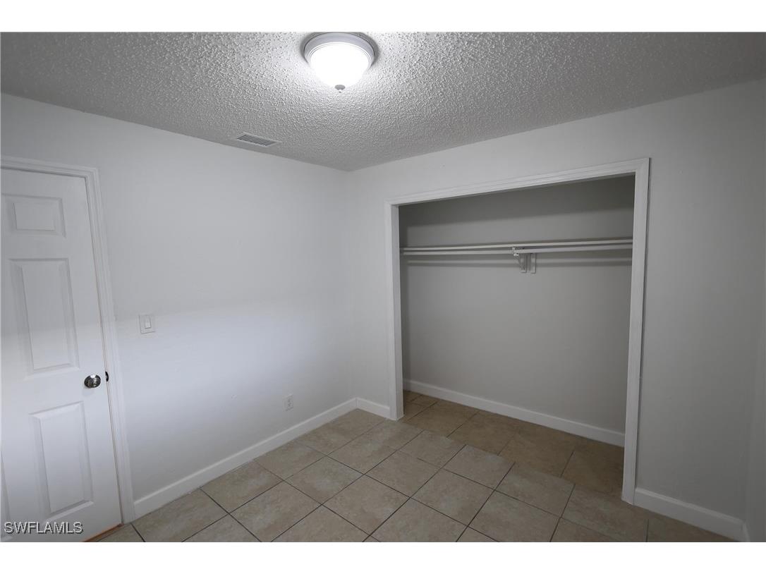 1652 Cypress Drive Fort Myers FL 33907 226000899 image29