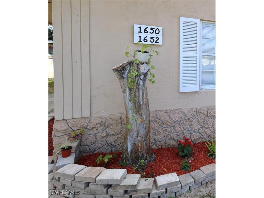 1652 Cypress Drive Fort Myers FL 33907 226000899 image3