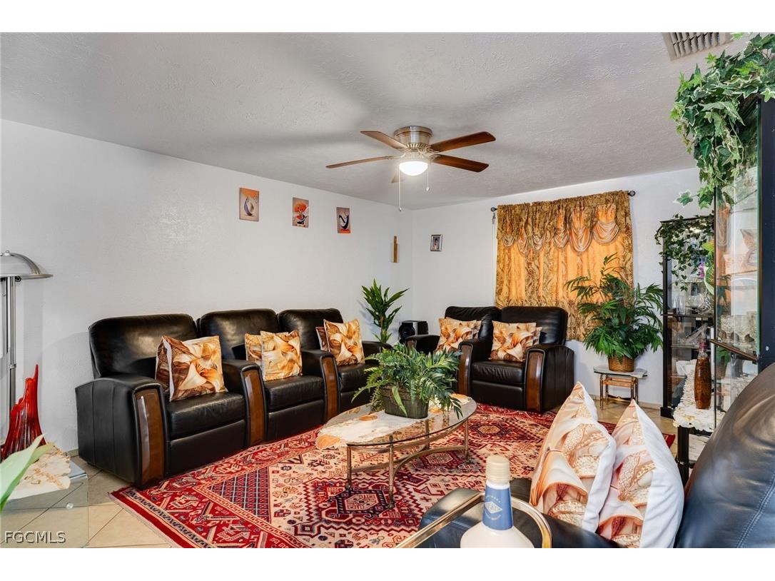 1652 Jamestown Court Fort Myers FL 33907 2026010534 image13