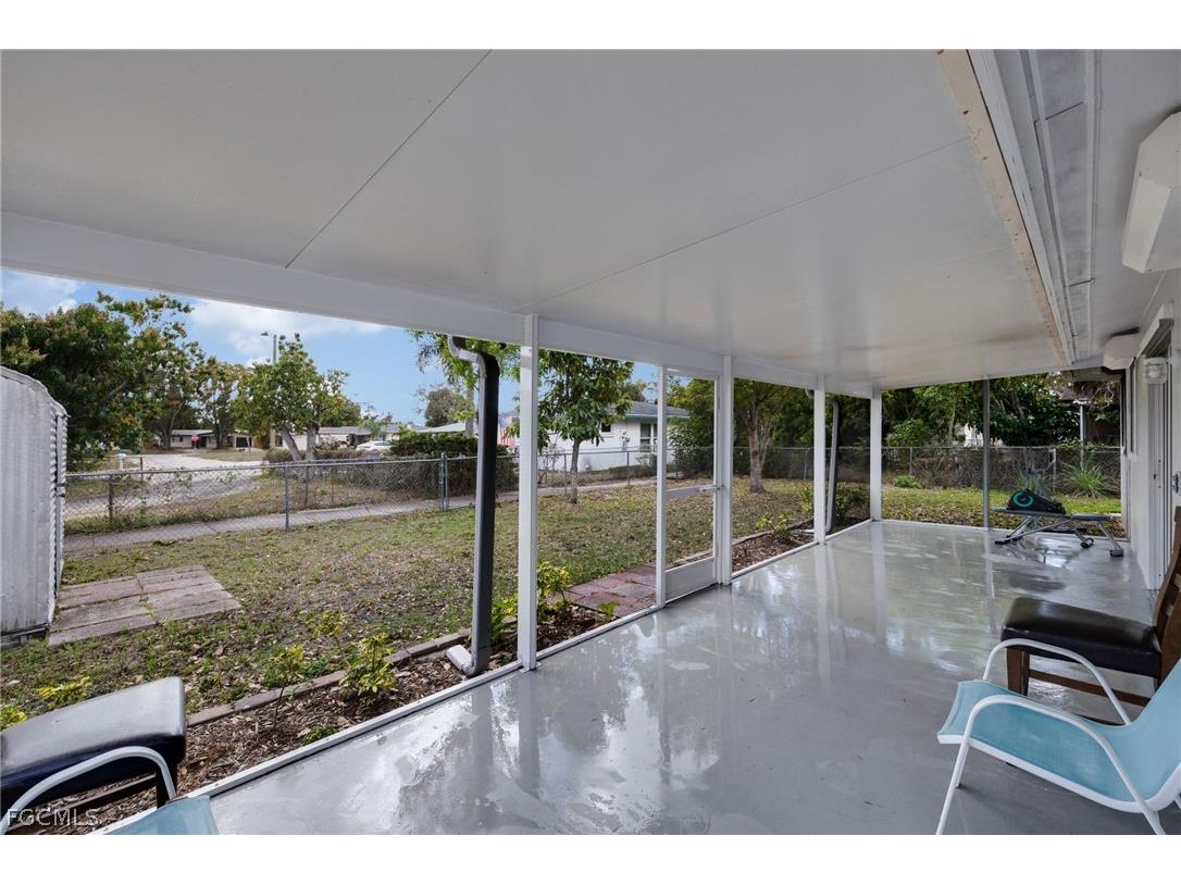 1652 Jamestown Court Fort Myers FL 33907 2026010534 image14