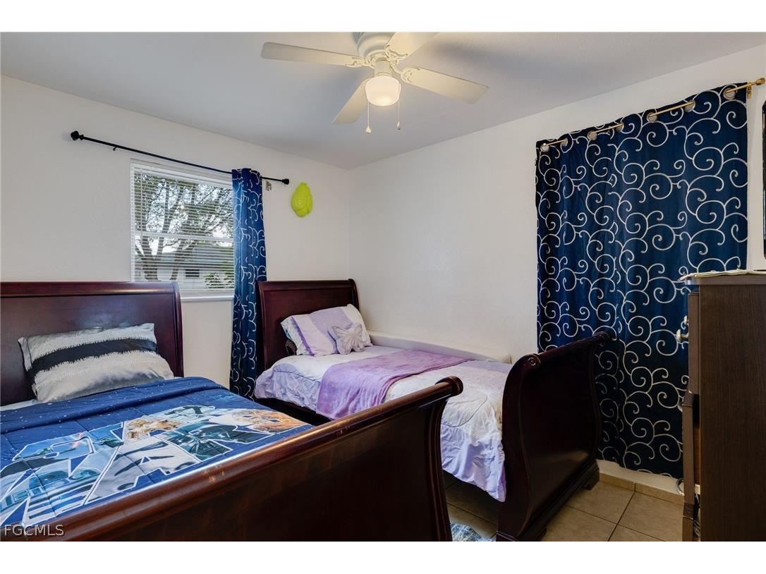 1652 Jamestown Court Fort Myers FL 33907 2026010534 image8