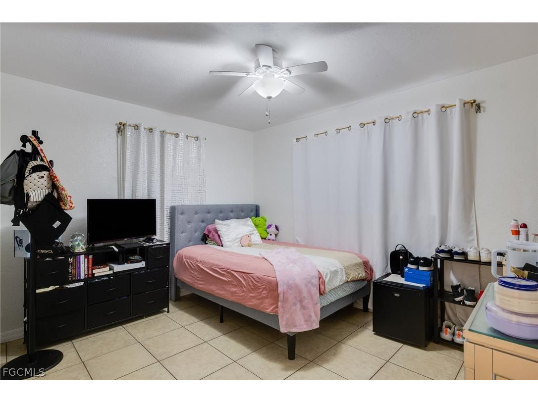 1652 Jamestown Court Fort Myers FL 33907 2026010534 image9