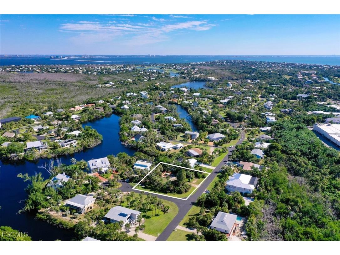 1653 Bunting Lane Sanibel FL 33957 2025018283 image6