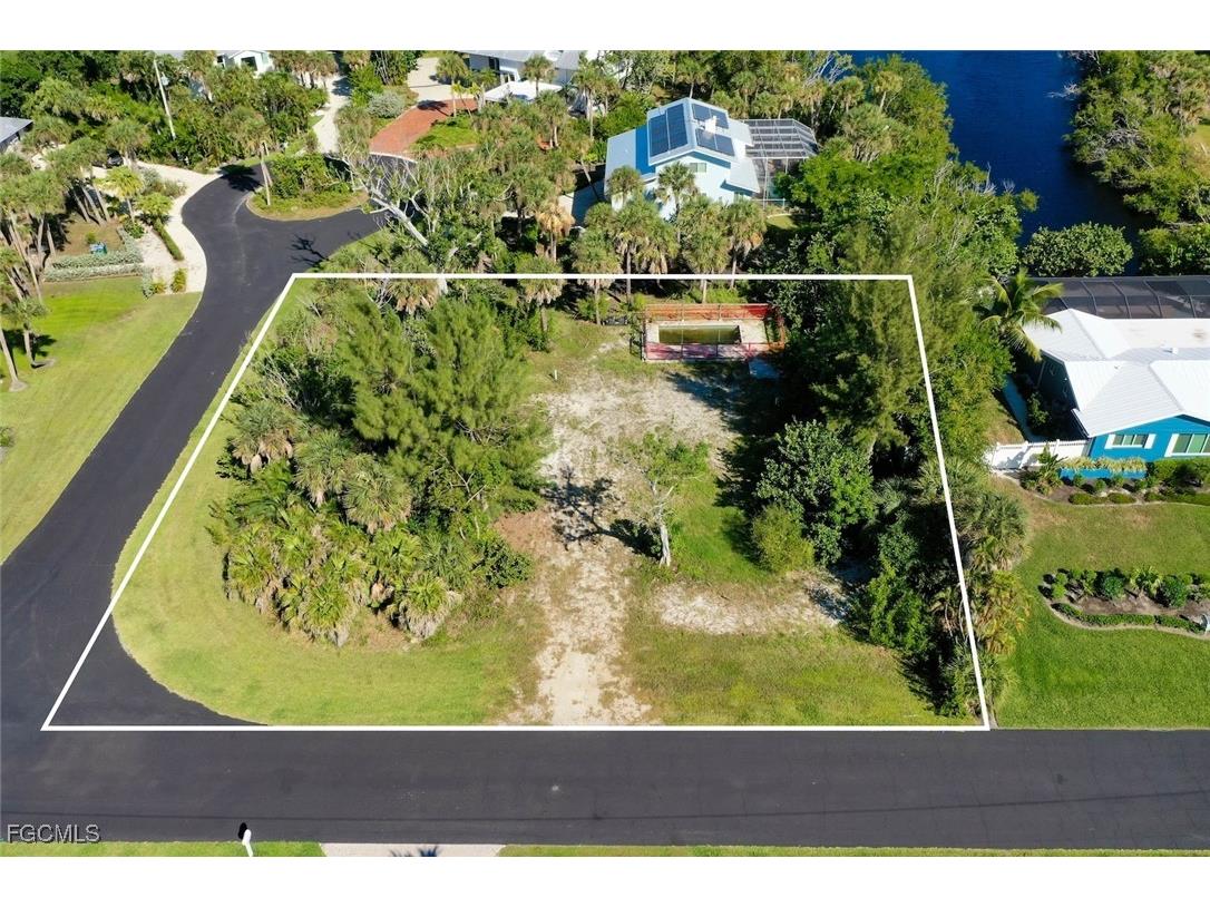 1653 Bunting Lane Sanibel FL 33957 2025018283 image9