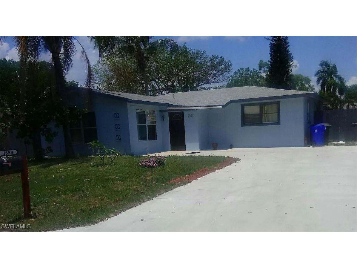 1653 Jamestown Court Fort Myers FL 33907 225042310 image1
