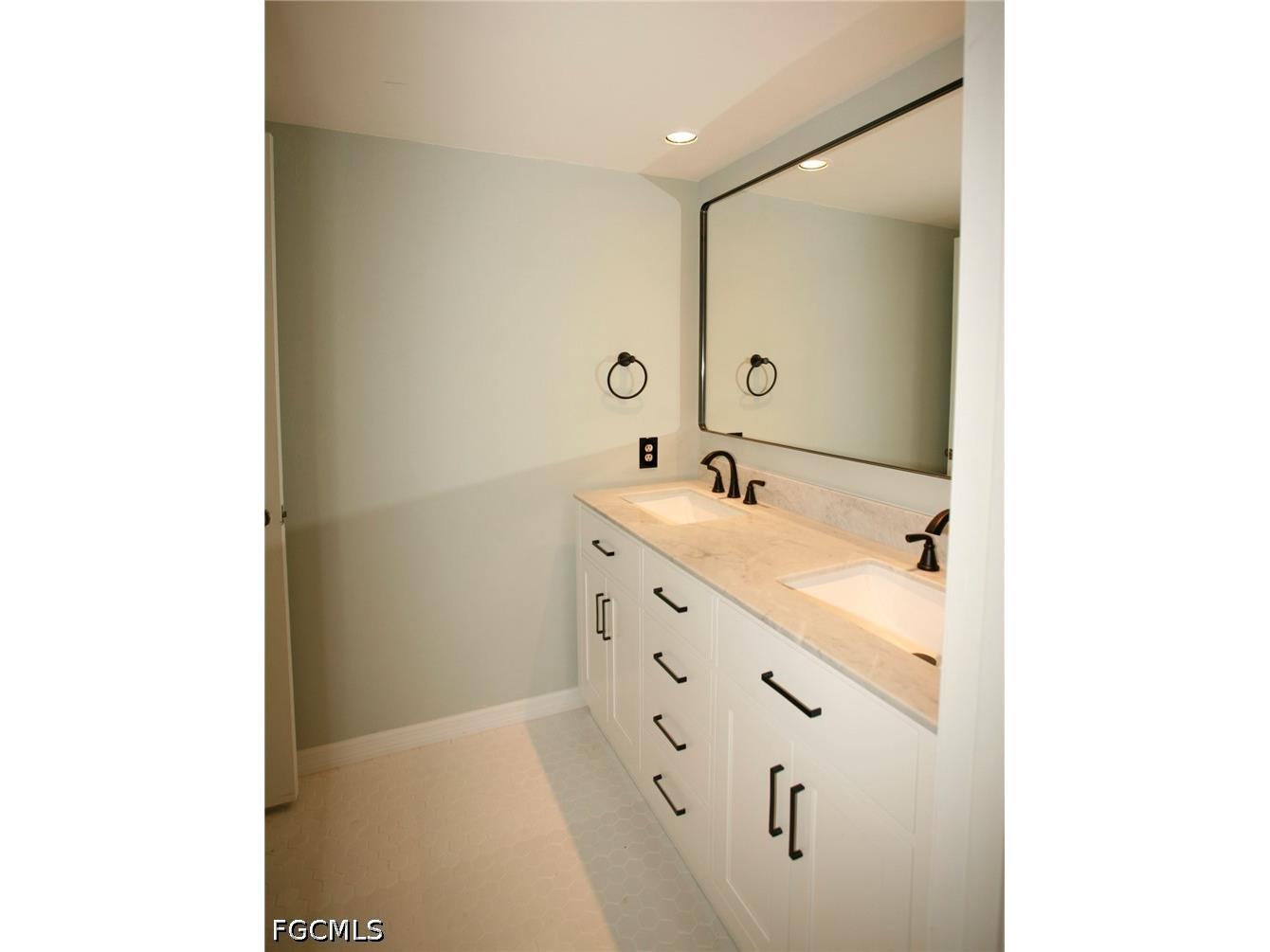 1653 Park Meadows Drive Fort Myers FL 33907 2026018377 image16
