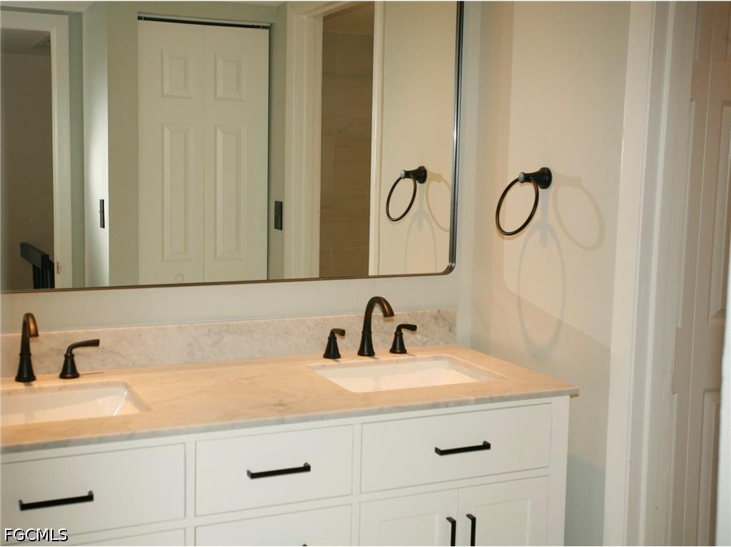 1653 Park Meadows Drive Fort Myers FL 33907 2026018377 image17