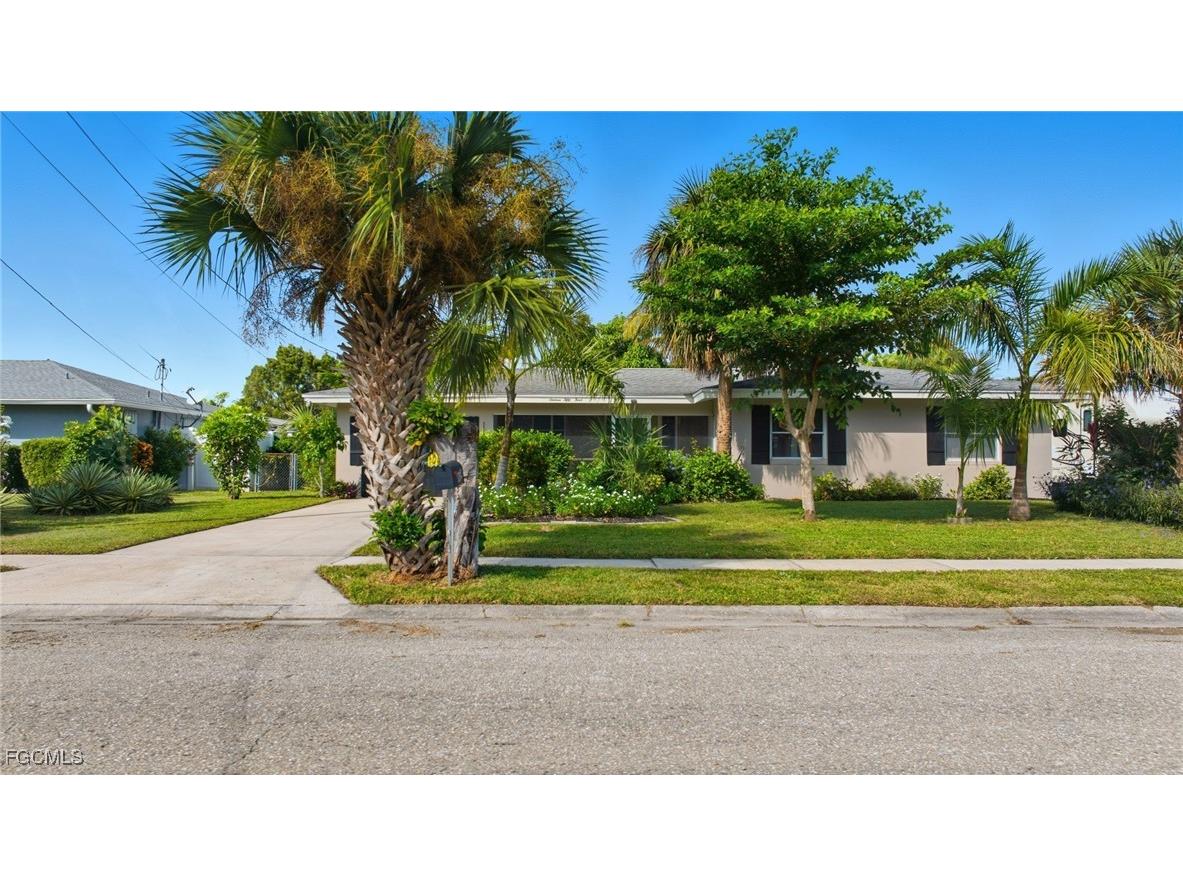1654 Mansville Terrace North Fort Myers FL 33903 2025016083 image2