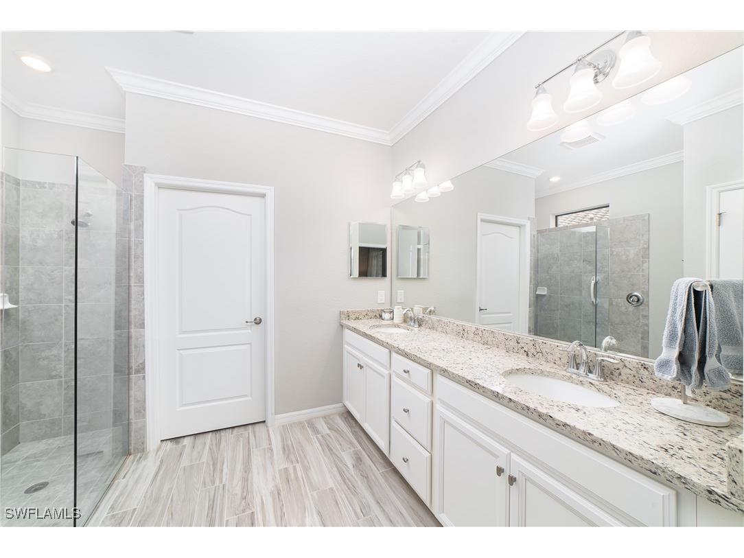 1654 Marton Court Naples FL 34113 226001936 image9