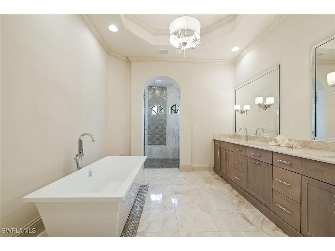 16540 Cellini Lane Naples FL 34110 225076485 image18