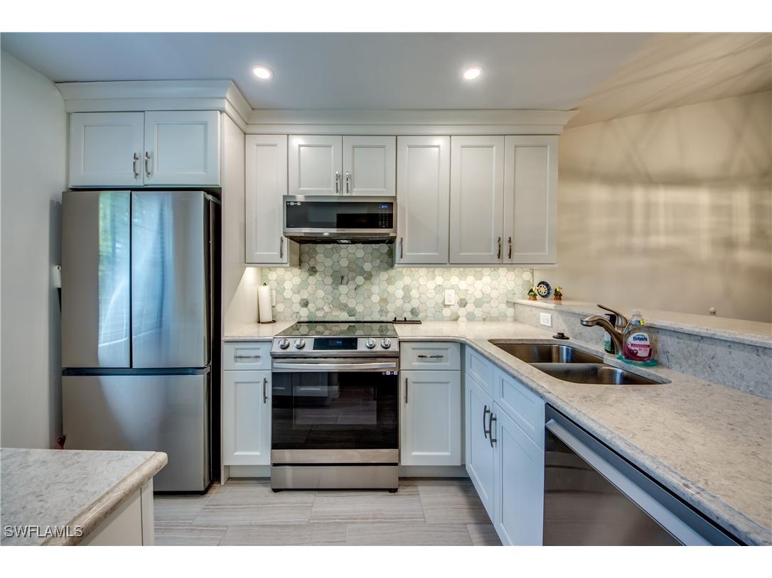 16541 Bayleaf Lane #56 Fort Myers FL 33908 225076564 image4