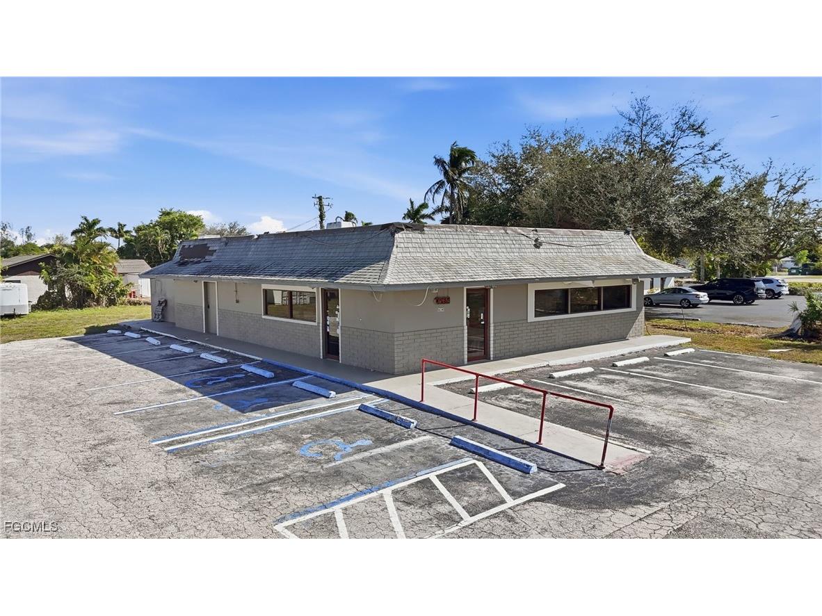 16541 San Carlos Boulevard Fort Myers FL 33908 2026004020 image3