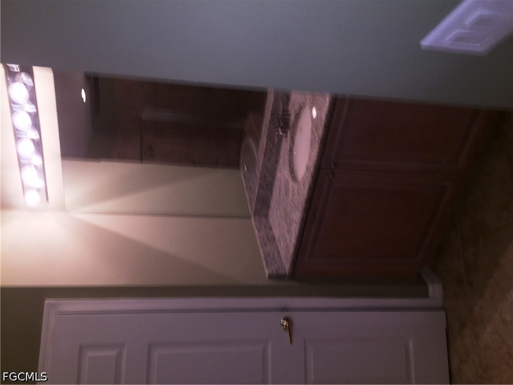 16550 Goldenrod Lane #103 Alva FL 33920 2026017933 image10