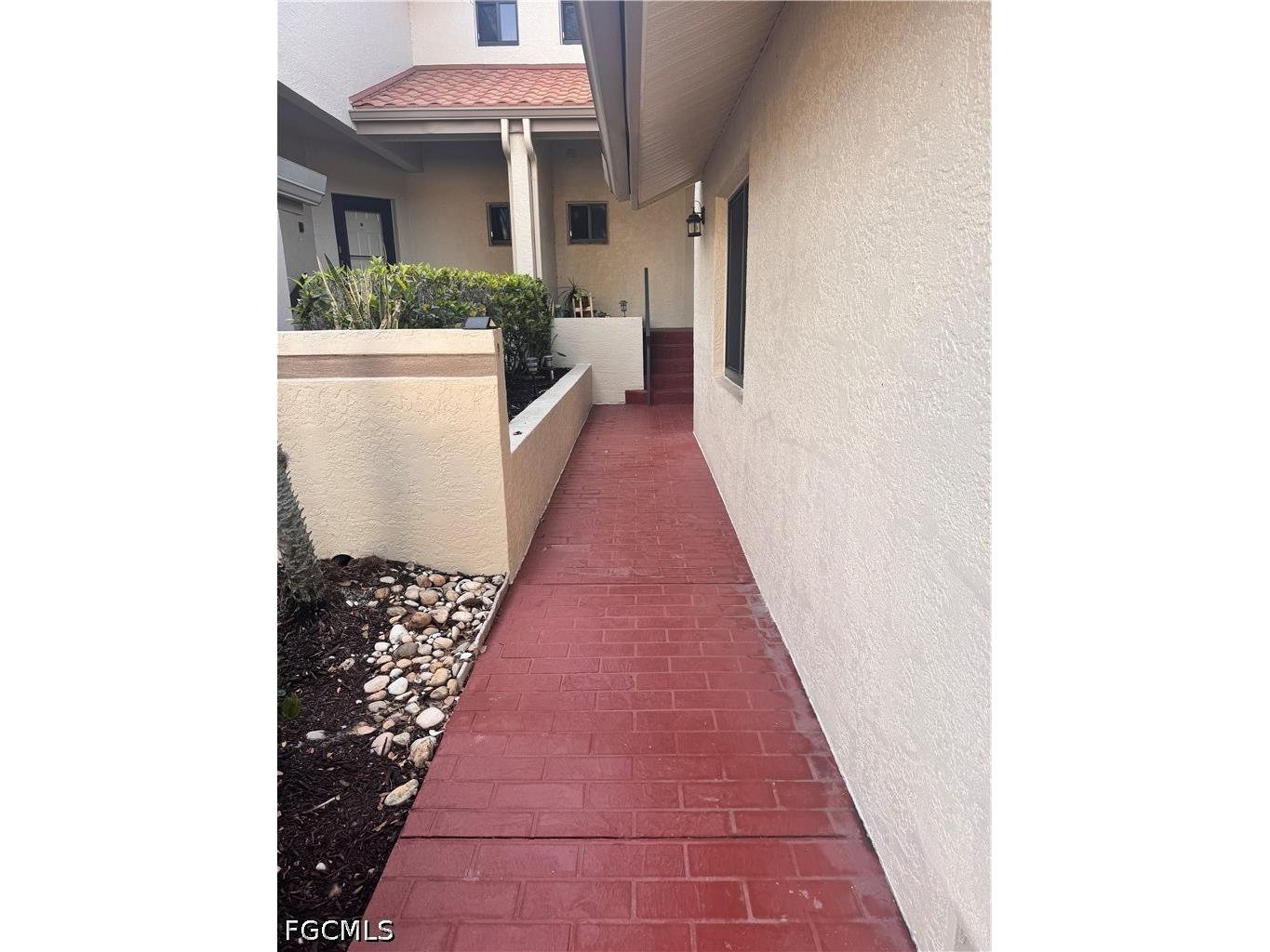 16551 Heron Coach Way #302 Fort Myers FL 33908 2026018074 image4