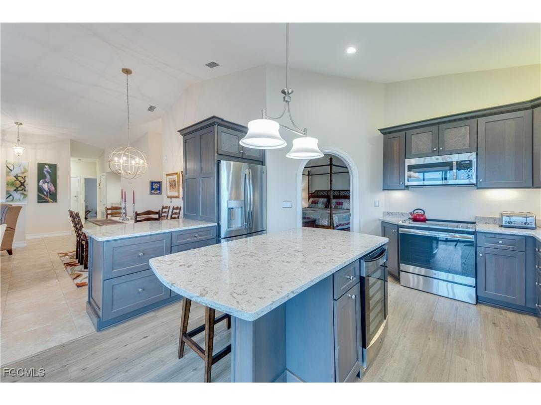 16551 Heron Coach Way #308 Fort Myers FL 33908 2025007274 image5