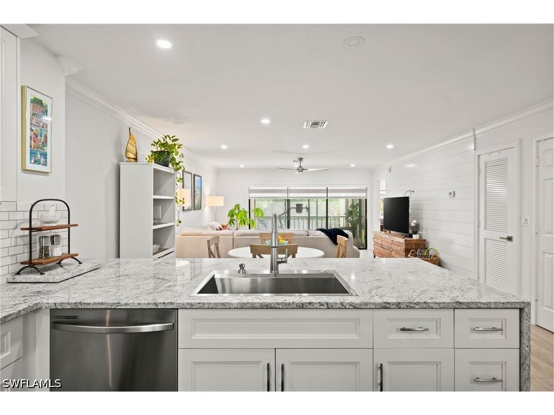 1656 Spoonbill Lane #B Naples FL 34105 226022100 image11