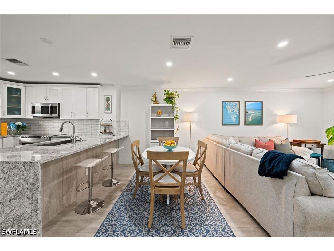 1656 Spoonbill Lane #B Naples FL 34105 226022100 image12