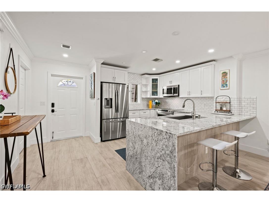 1656 Spoonbill Lane #B Naples FL 34105 226022100 image9