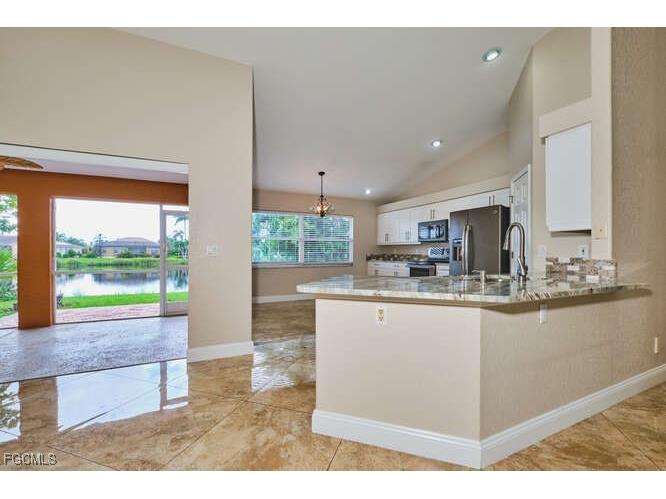 16561 Wellington Lakes Circle Fort Myers FL 33908 2025004344 image15