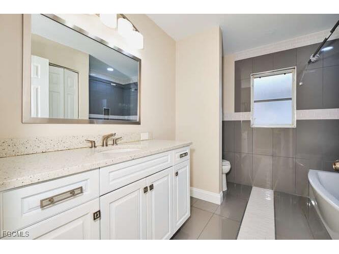 16561 Wellington Lakes Circle Fort Myers FL 33908 2025004344 image35