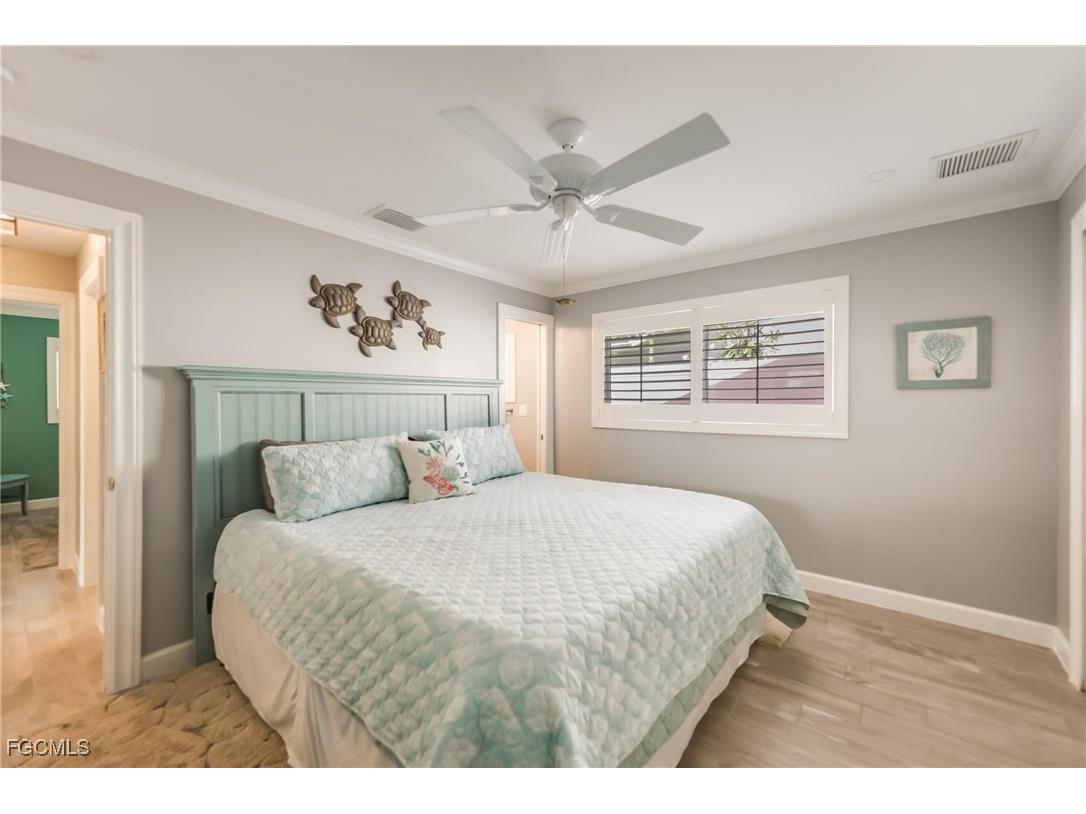 1657 Atlanta Plaza Drive Sanibel FL 33957 2025003218 image14