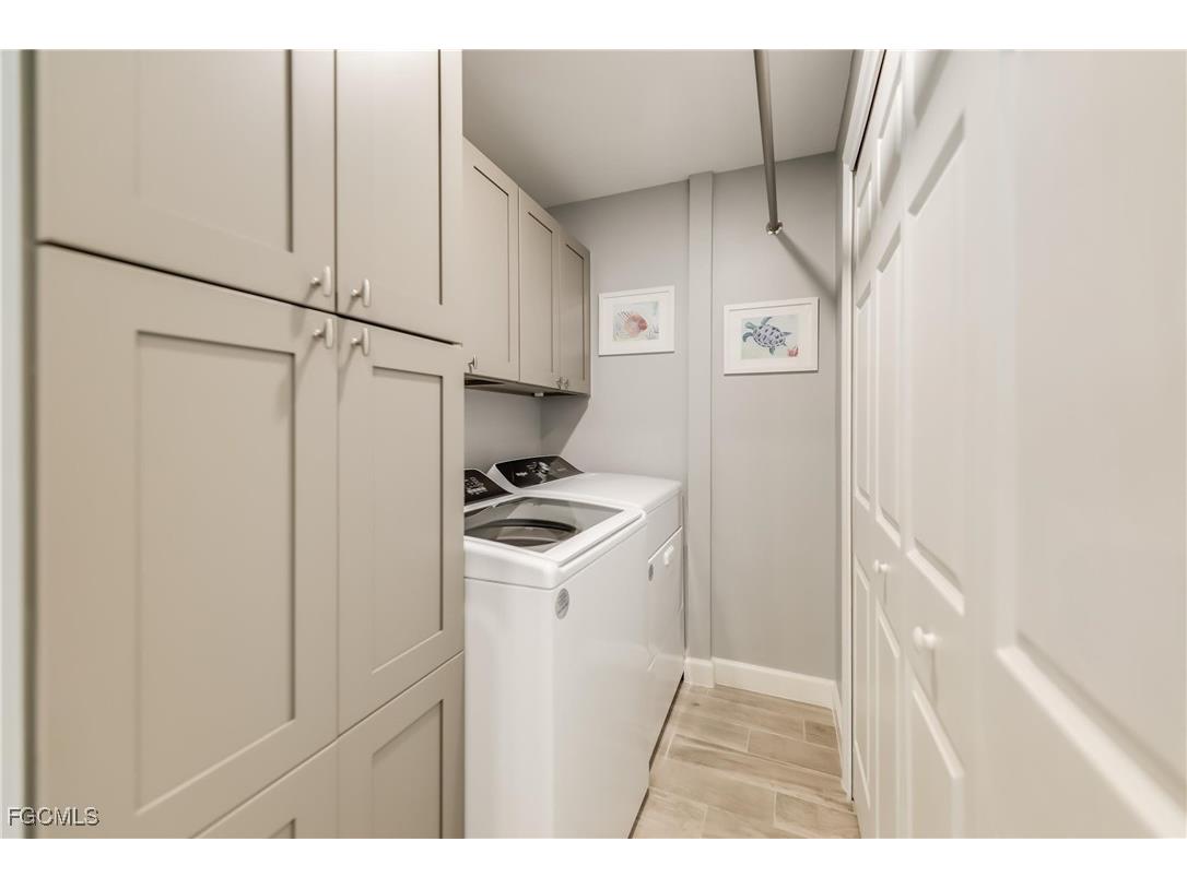 1657 Atlanta Plaza Drive Sanibel FL 33957 2025003218 image24