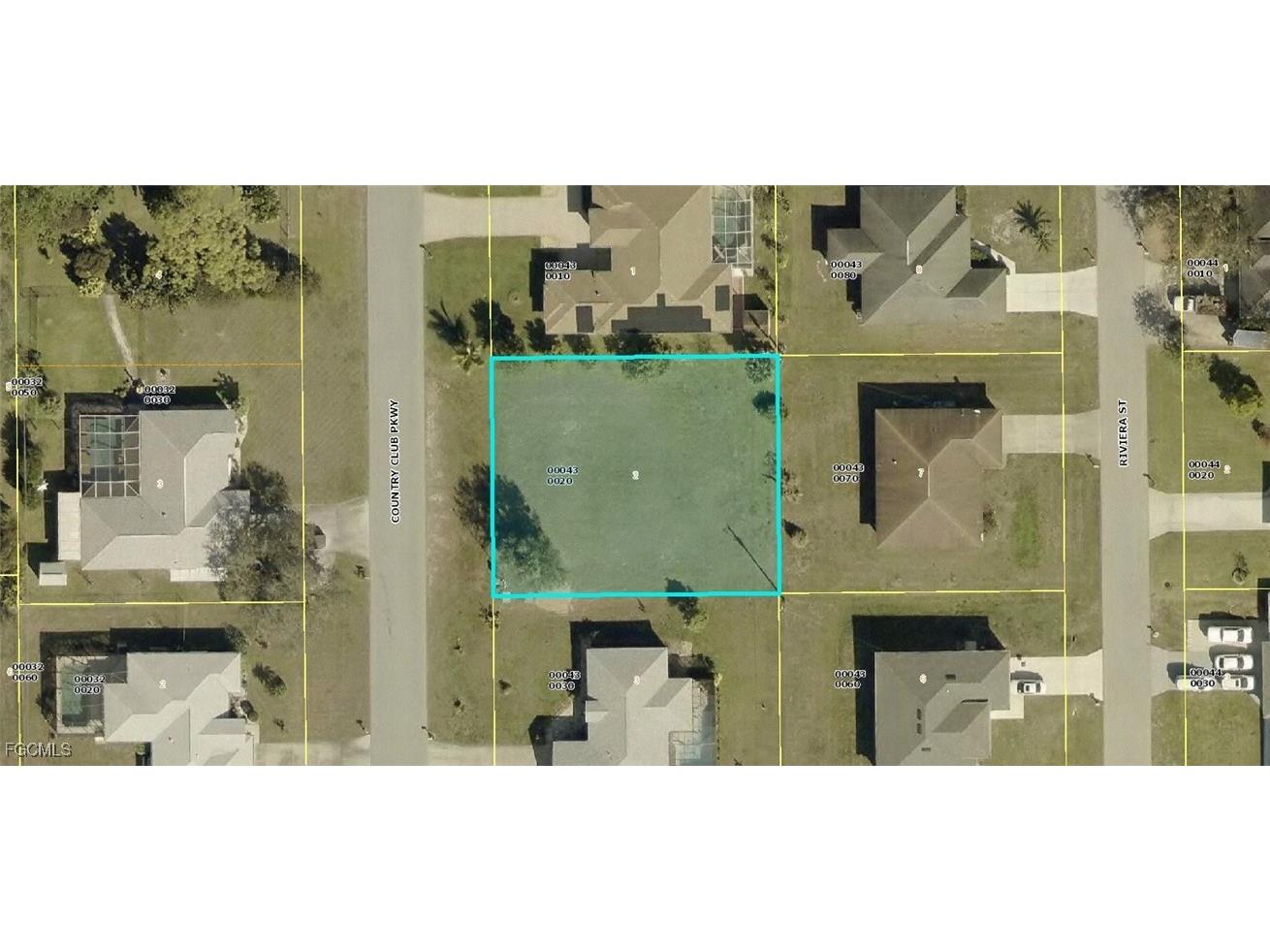 1657 Country Club Parkway Lehigh Acres FL 33936 2025022070 image1