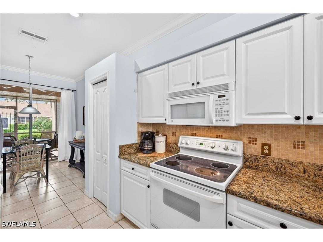 1657 Morning Sun Lane Naples FL 34119 226018842 image6