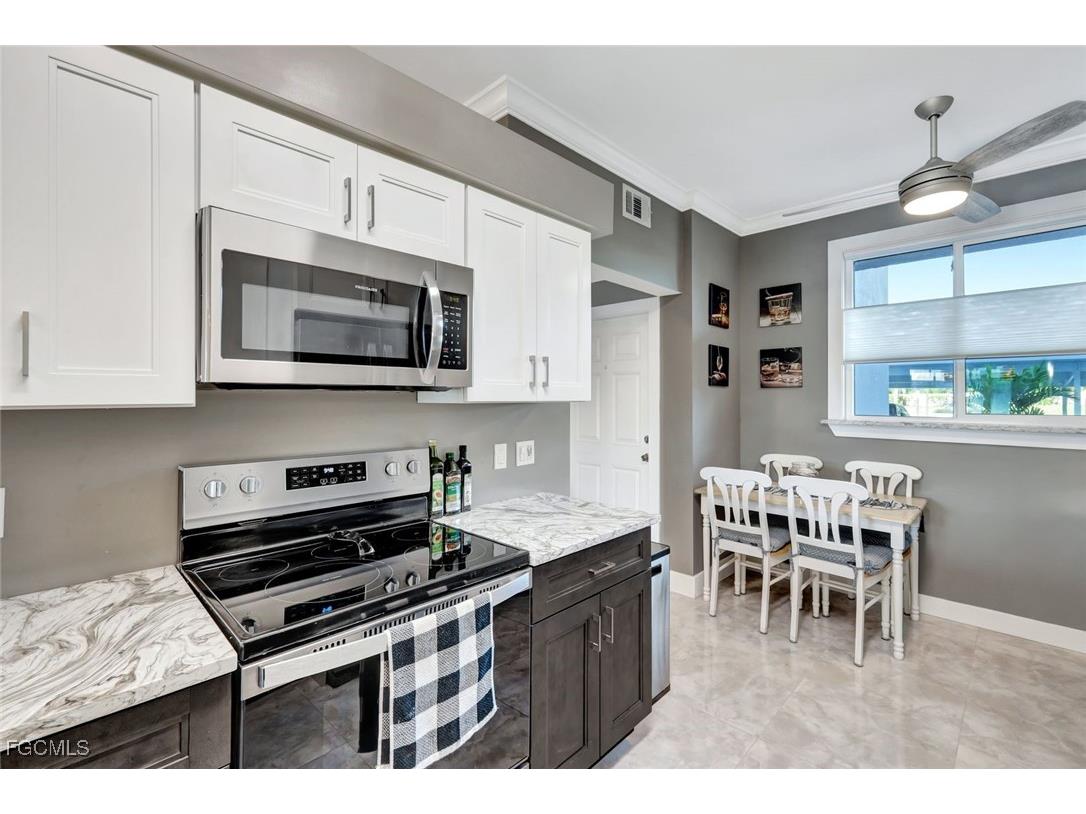 16575 Lake Circle Drive #1115 Fort Myers FL 33908 2025025899 image10