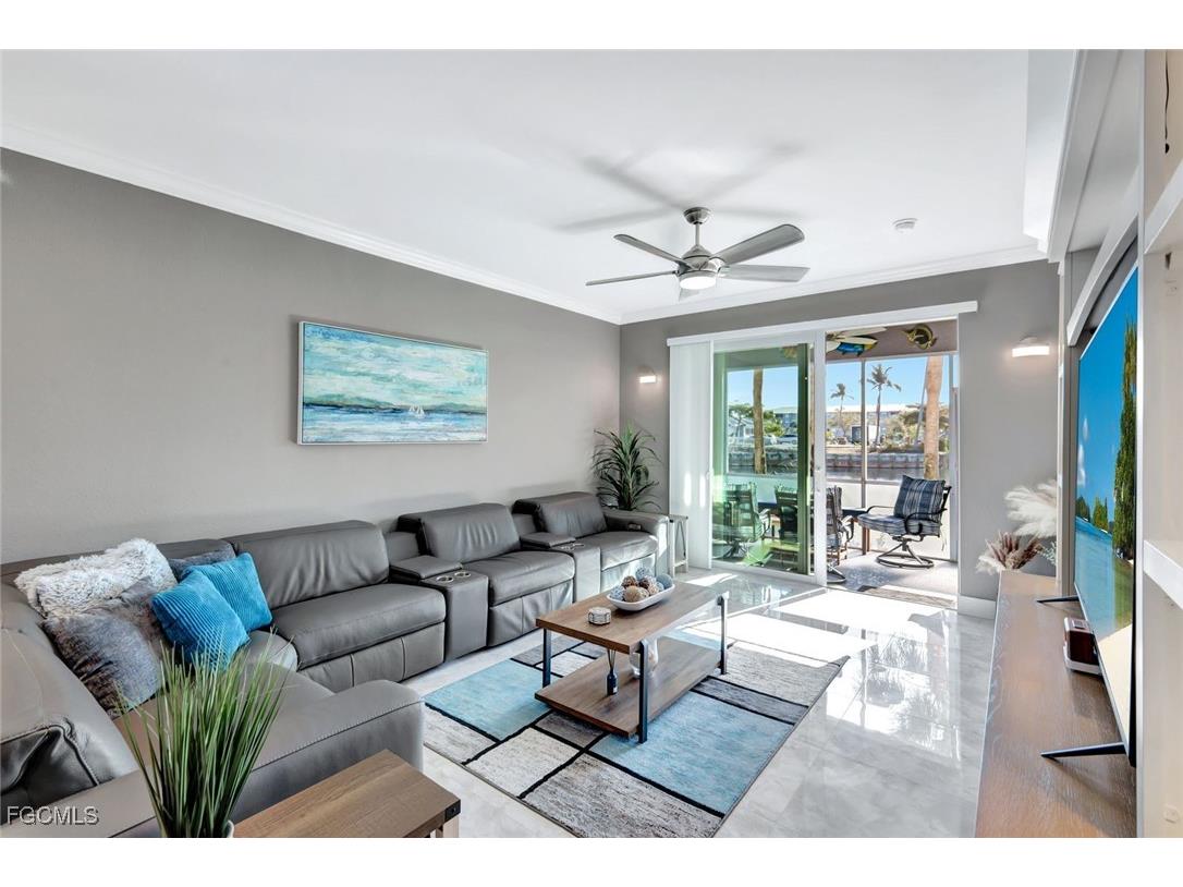 16575 Lake Circle Drive #1115 Fort Myers FL 33908 2025025899 image2