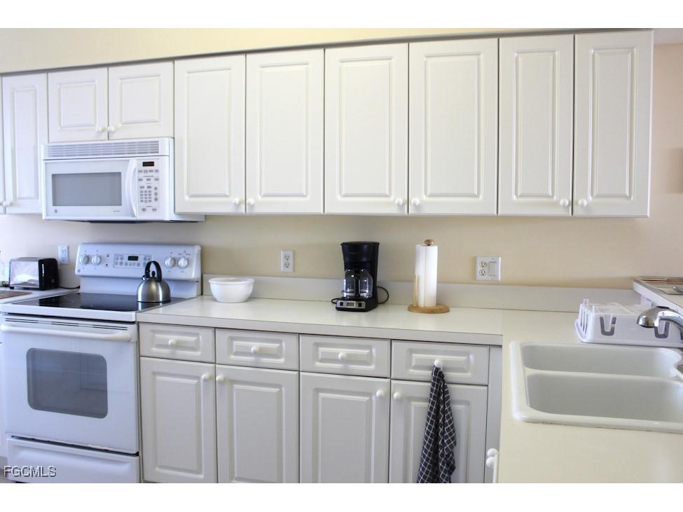 16575 Lake Circle Drive #1141 Fort Myers FL 33908 2025000118 image13