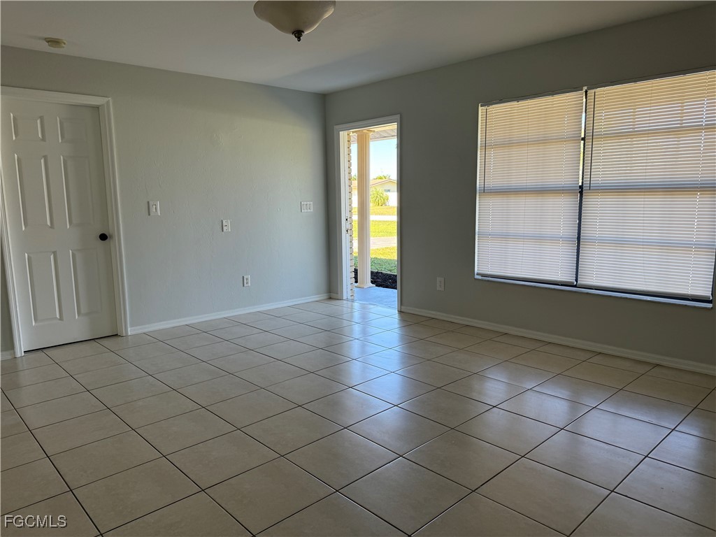 1658 Coral Point Drive Cape Coral FL 33990 2025018131 image17