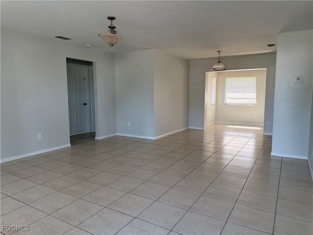 1658 Coral Point Drive Cape Coral FL 33990 2025018131 image4