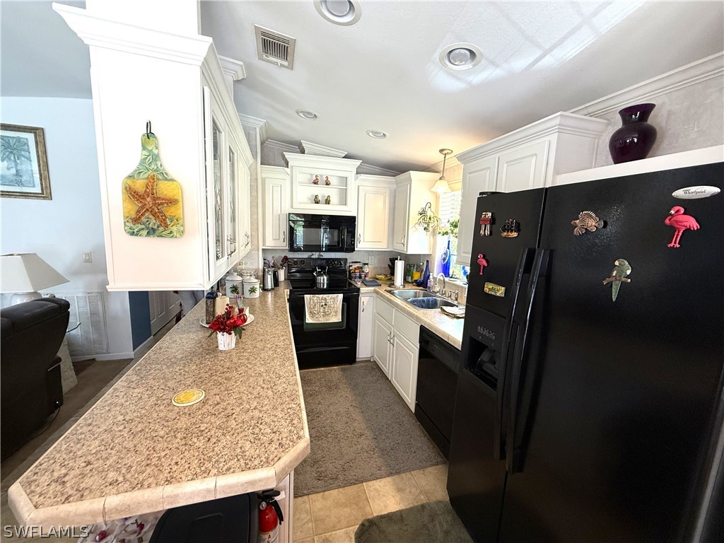 1658 Diamond Lake Circle Naples FL 34114 226010767 image3