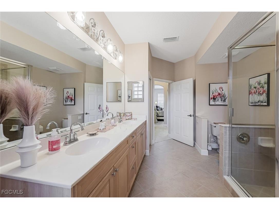 16580 Crownsbury Way #202 Fort Myers FL 33908 2025000085 image13