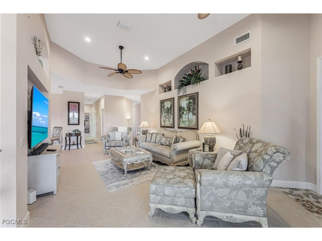 16580 Crownsbury Way #202 Fort Myers FL 33908 2025000085 image3