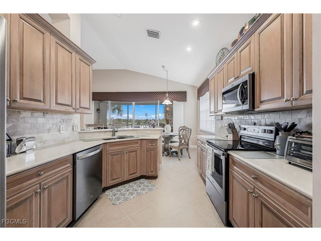 16580 Crownsbury Way #202 Fort Myers FL 33908 2025000085 image5