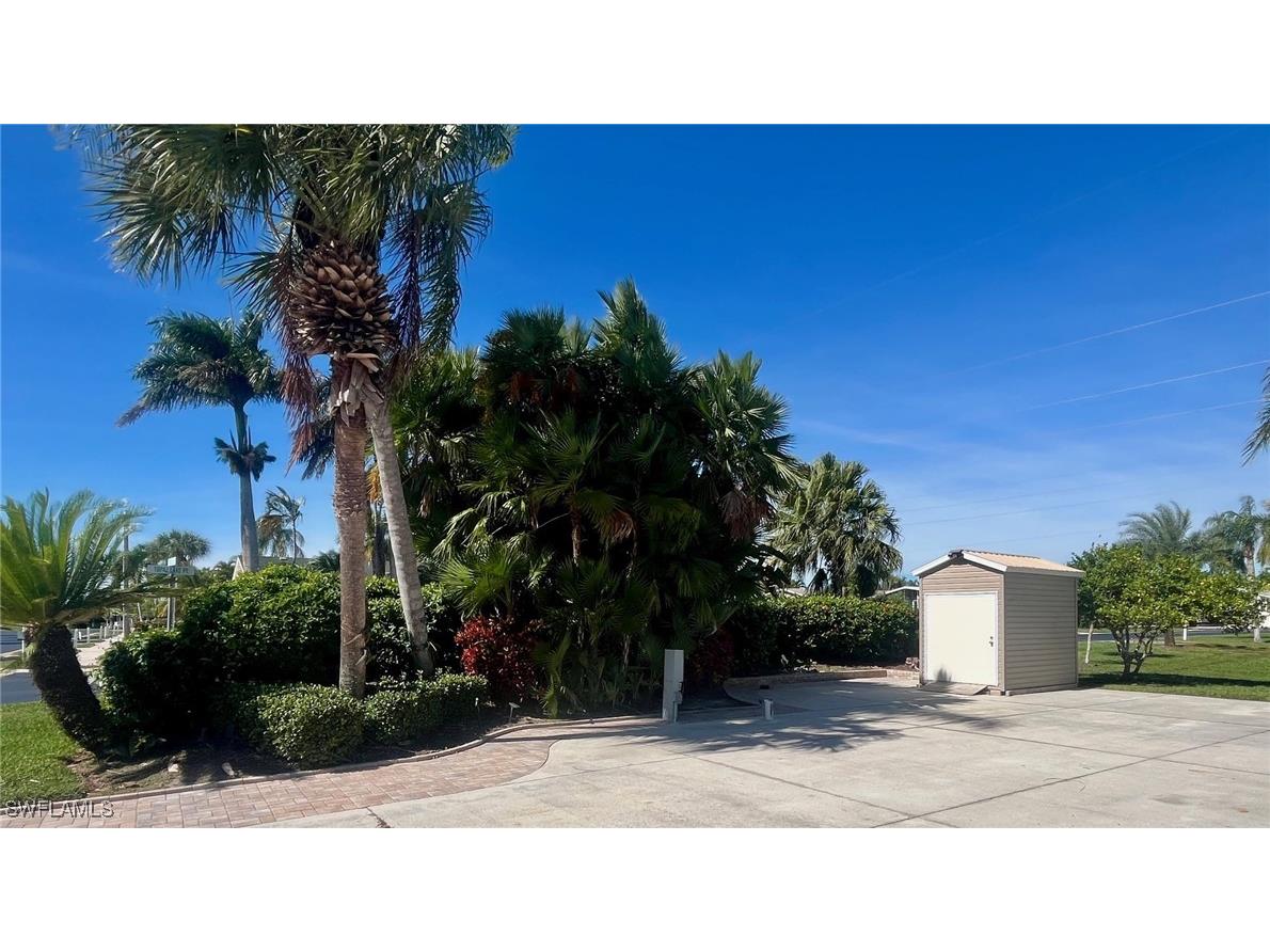 1659 Diamond Lake Circle Naples FL 34114 225076175 image3