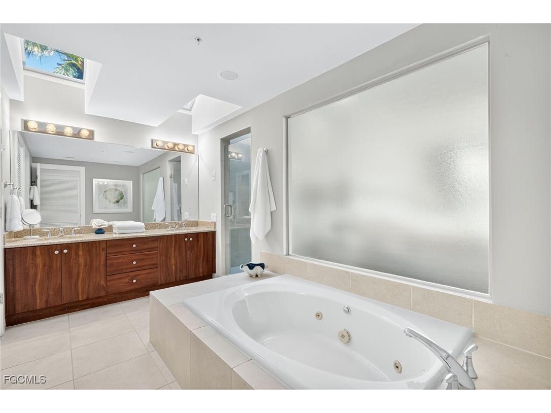 1659 Lands End Village Captiva FL 33924 2025011943 image17