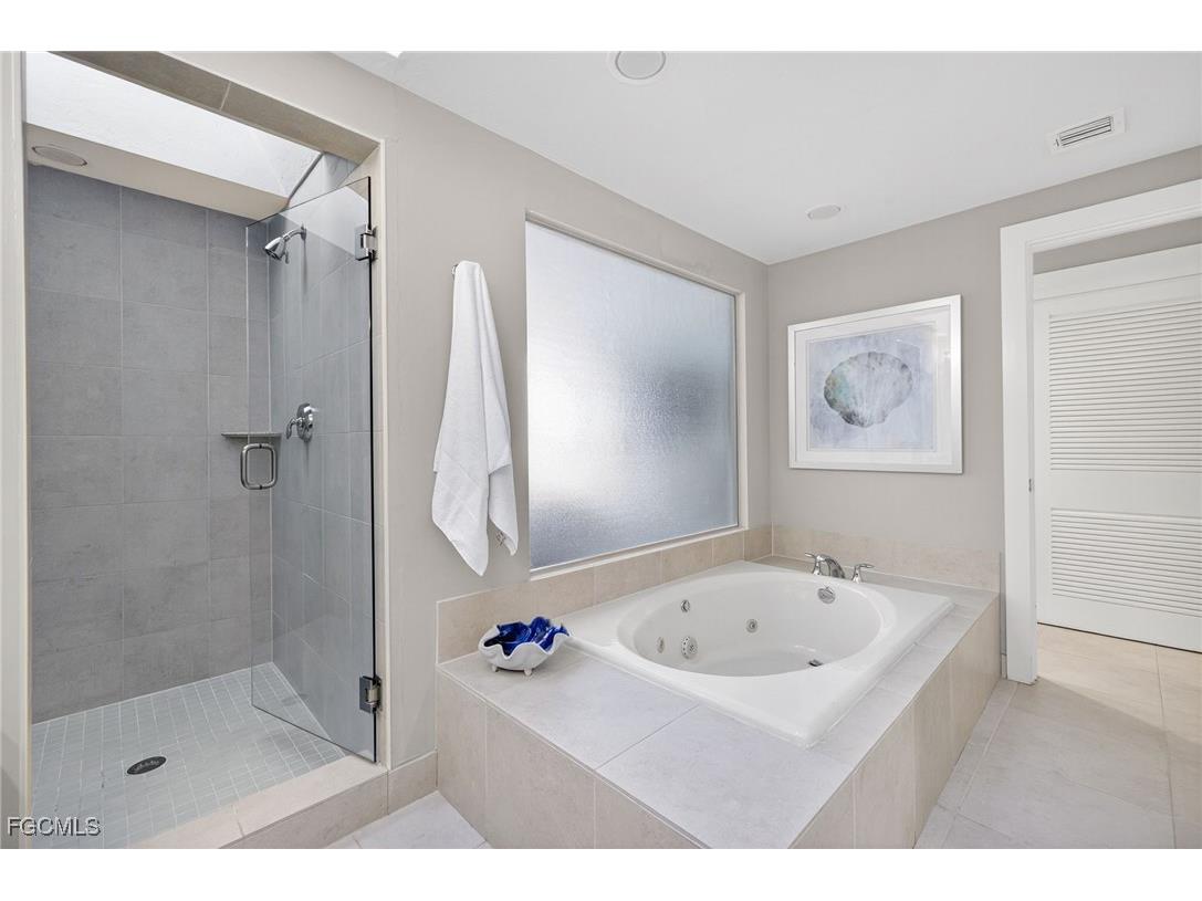 1659 Lands End Village Captiva FL 33924 2025011943 image19