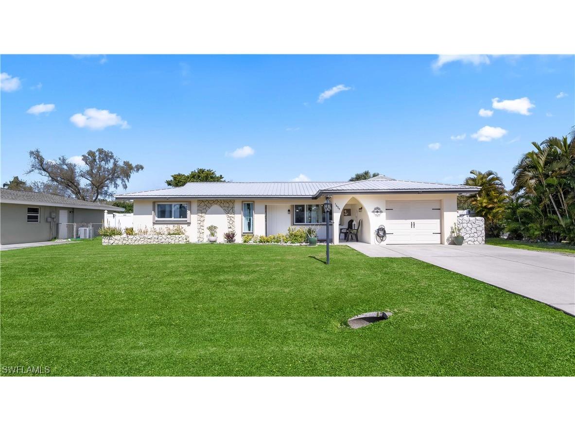 1659 S Flossmoor Road Fort Myers FL 33919 224020135 image1