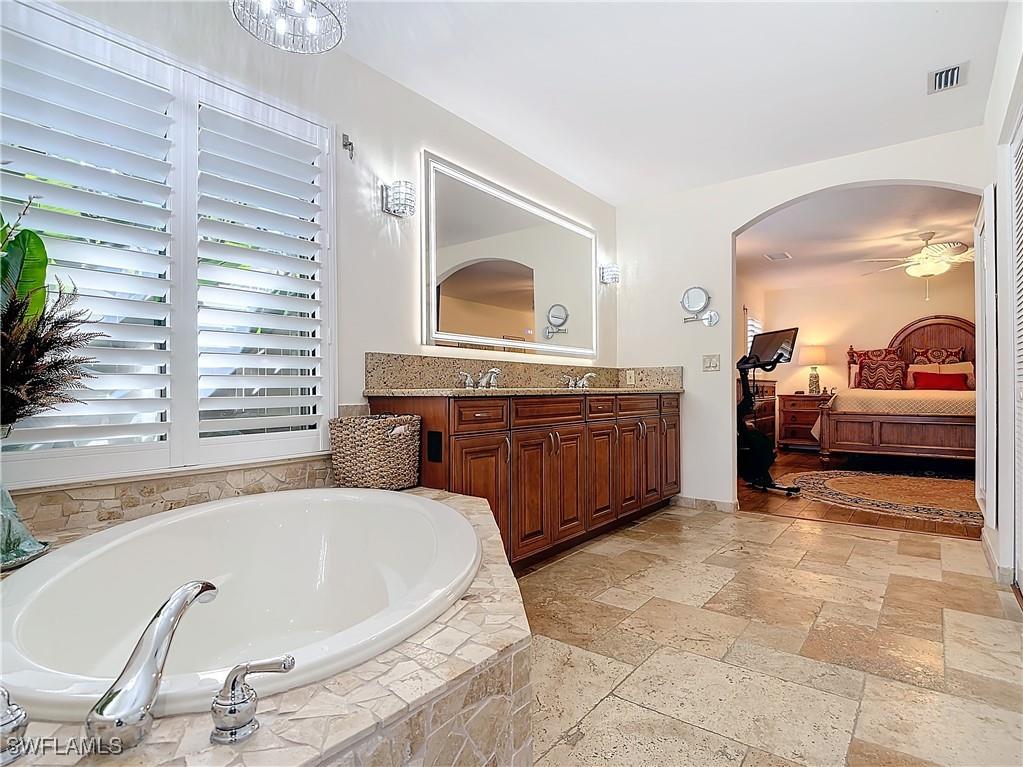 1659 Sandpiper Street #E Naples FL 34102 225072383 image27