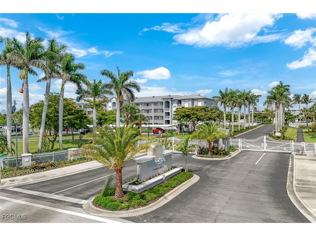 16595 Lake Circle Drive #224 Fort Myers FL 33908 2025025900 image5