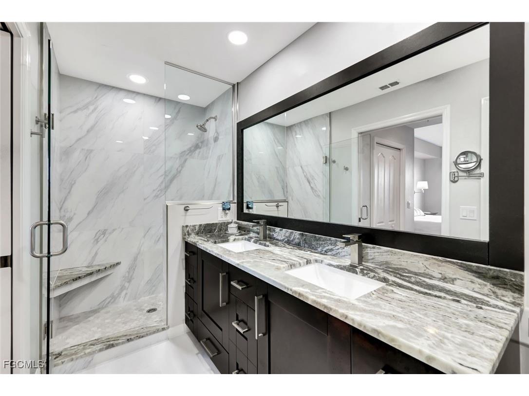 16595 Lake Circle Drive #234 Fort Myers FL 33908 2025024179 image19