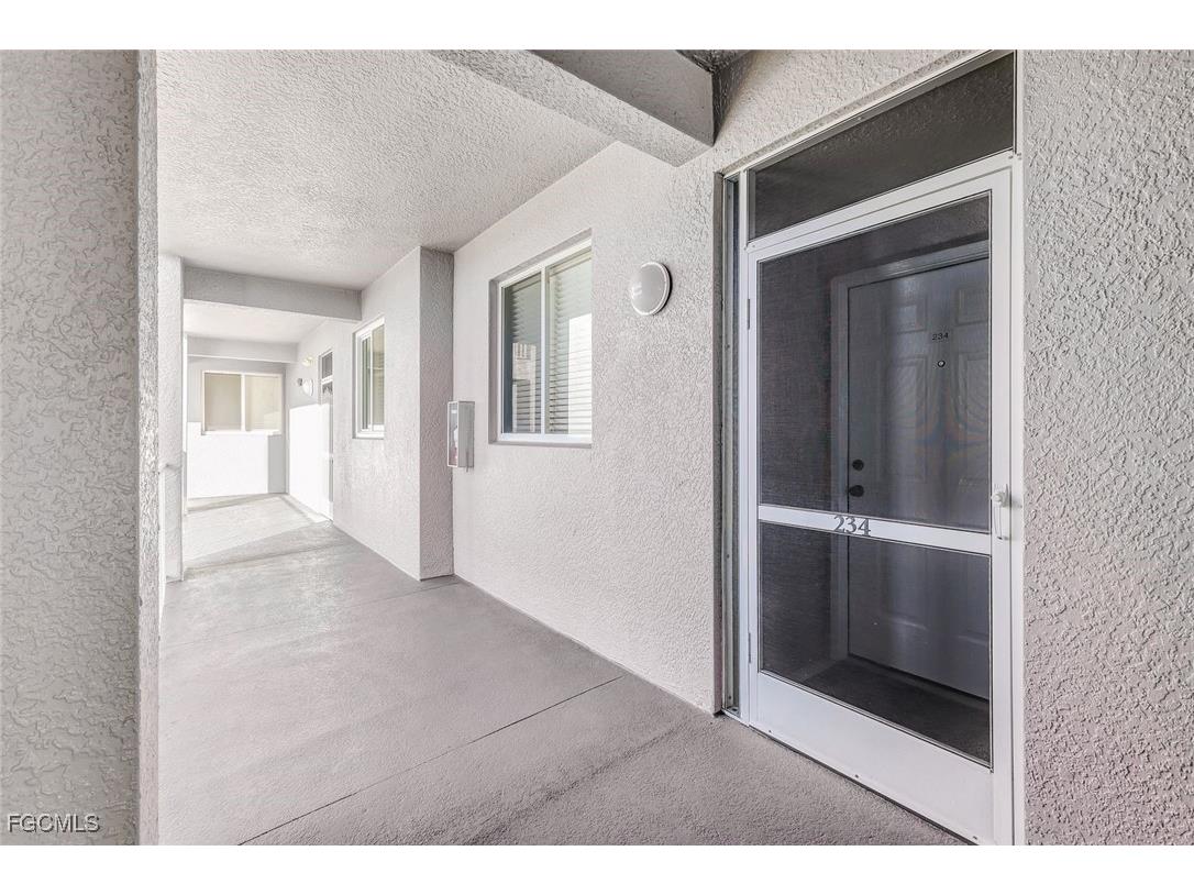 16595 Lake Circle Drive #234 Fort Myers FL 33908 2025024179 image22