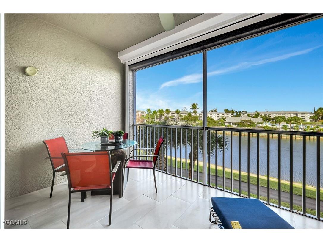 16595 Lake Circle Drive #234 Fort Myers FL 33908 2025024179 image5