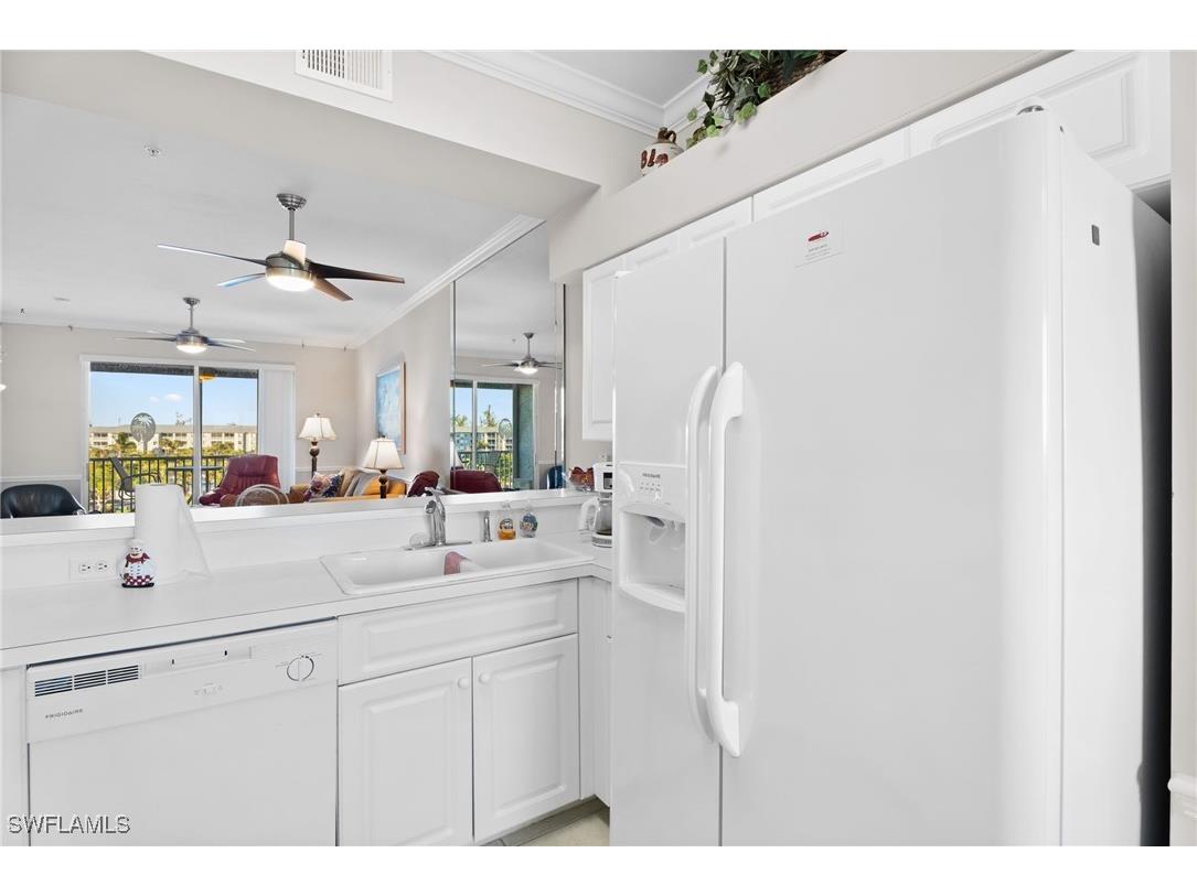 16595 Lake Circle Drive #245 Fort Myers FL 33908 224099176 image6