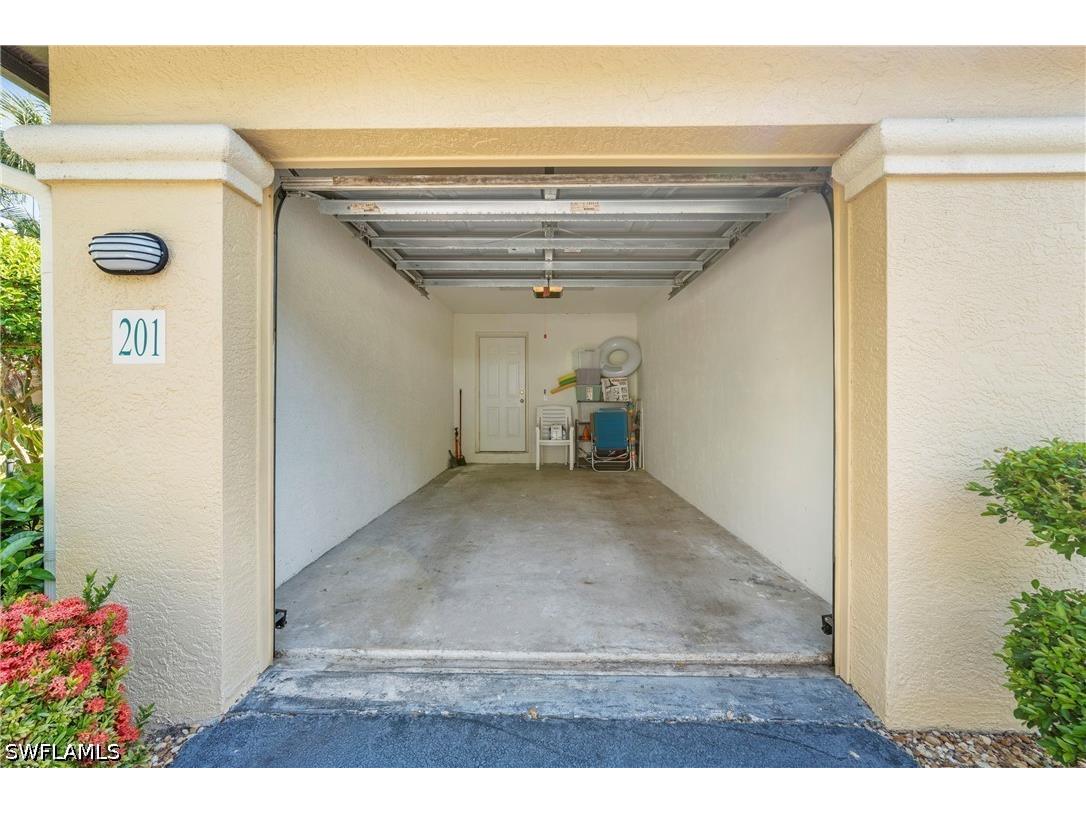 166 Vintage Circle #201 Naples FL 34119 226017485 image26